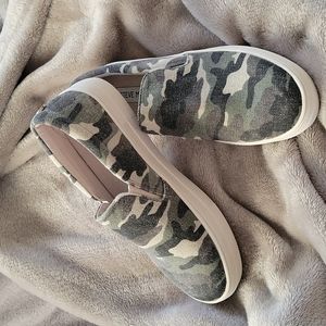 Steve Madden Camo Slip On Sneakers